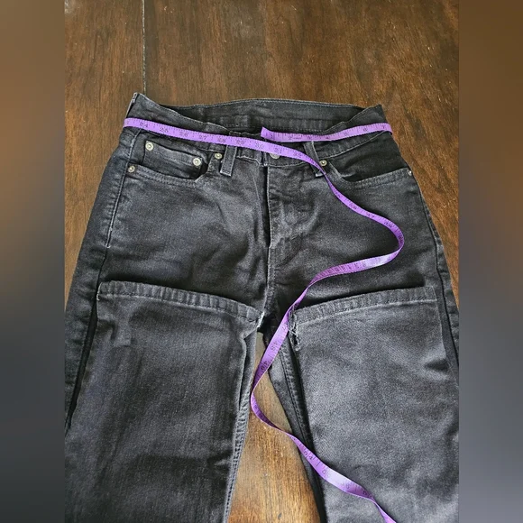 Levi's Slim Black Men's Jeans with Raw Hem - Picture 11 of 16